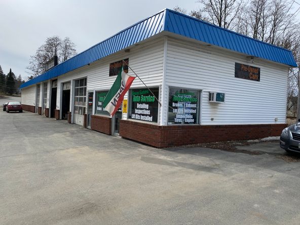 25 Augusta Rd, Winslow, ME 04901
